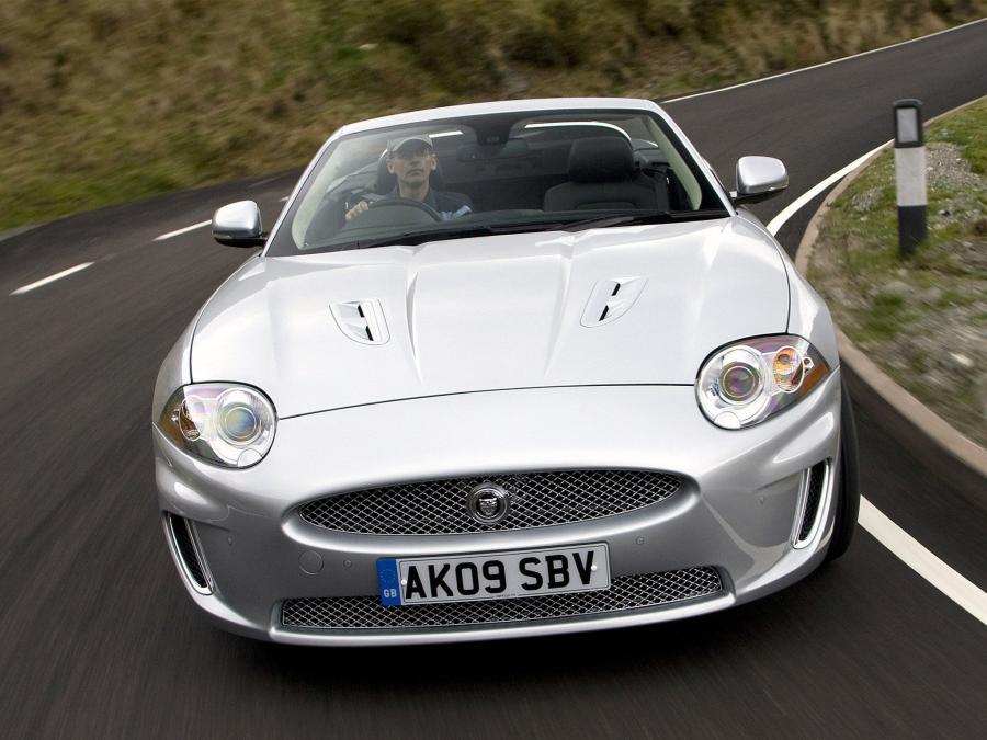  Jaguar XKR Convertible 2009 года  (UK) (фото 4 из 22)